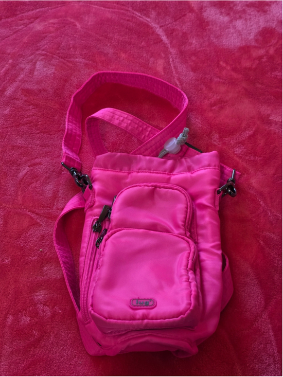 Lug Handbags - Lug Huggie Convertible Water Bottle Bag - Magenta